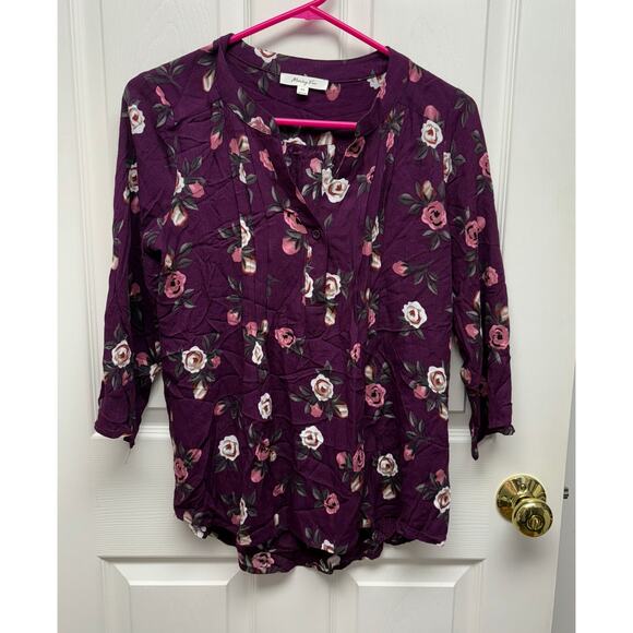 Monday Fun Purple Floral Blouse, 3/4 Sleeves, Split Neck, Women's Size XS - Picture 1 of 5